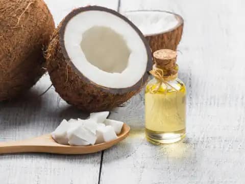 You are currently viewing Natural Hair Growth Remedies: Boost Your Hair Health Naturally